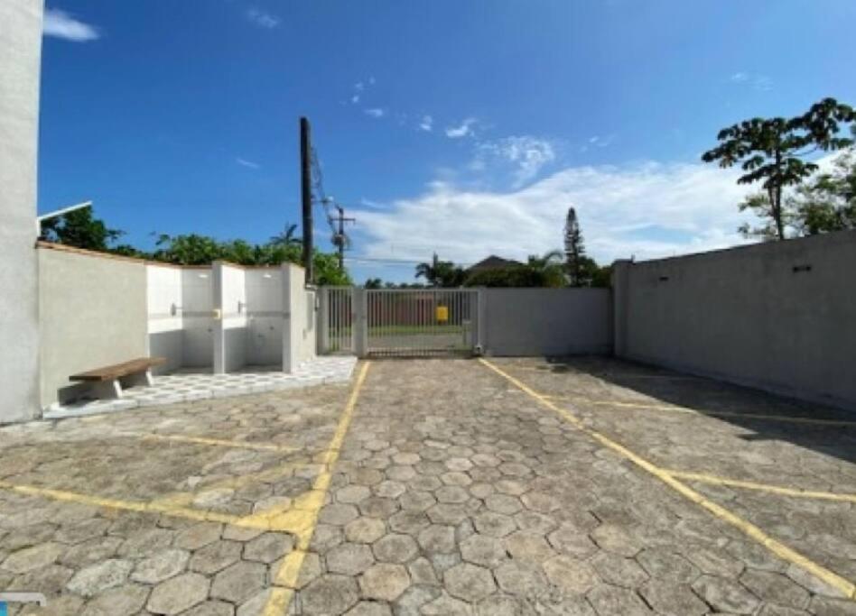 Apartamento Aconchegante 20Mts Da Praia, 3Quartos. Guaratuba Exterior photo